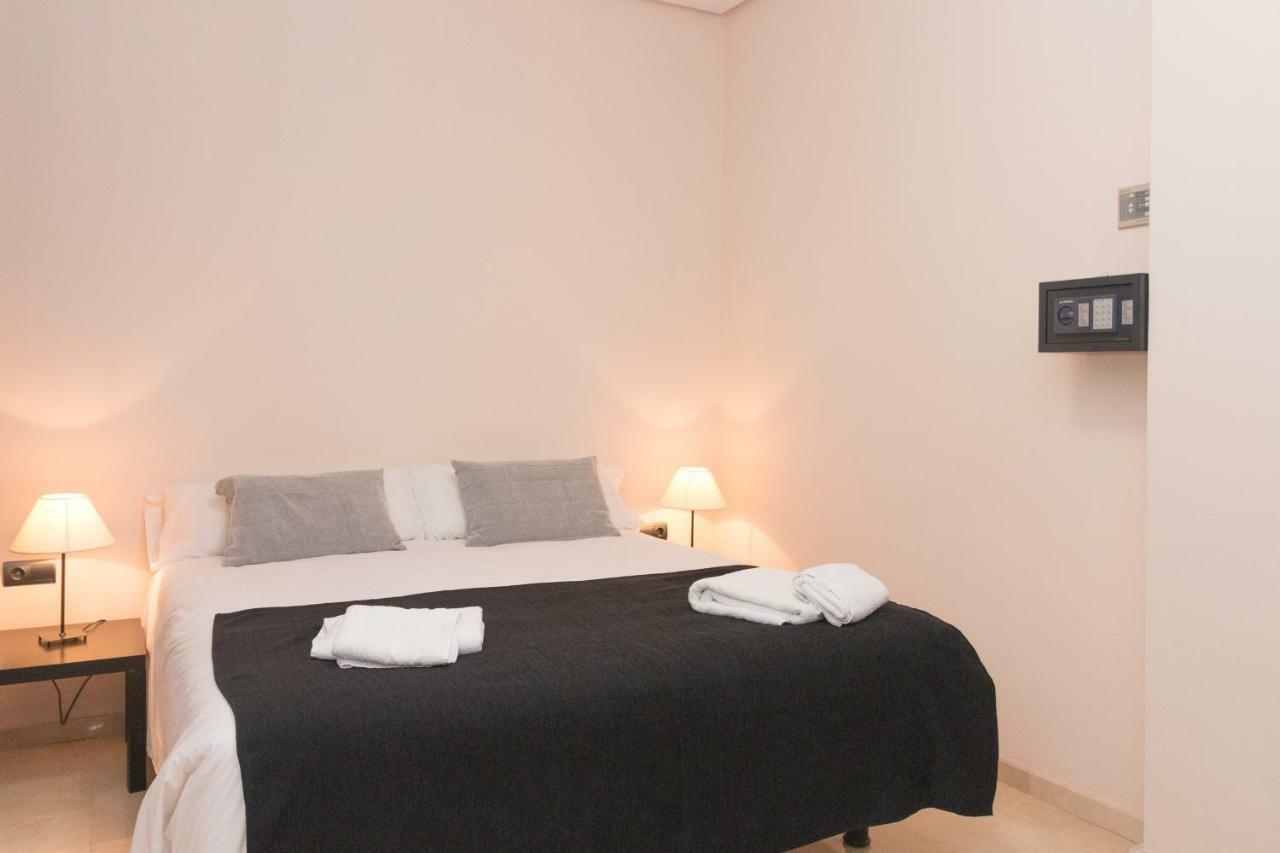 ולנסיה Bet Apartments - Canovas Rooms מראה חיצוני תמונה